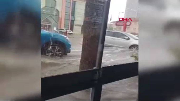 Ankara’da sağanak yaşamı felç etti! Alt geçit ve caddeler sular altında kaldı - Resim: 10